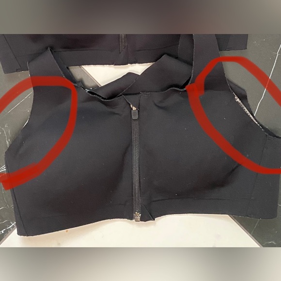 Lululemon Enlite Bras 36B x3 - Picture 4 of 4